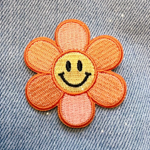Wildflower + Co - Smiley Daisy Patch in Orange